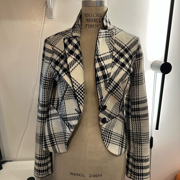 Black and white plaid blazer - Picture 4 of 4